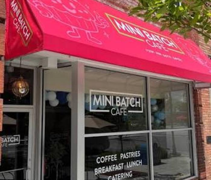 storefront that says mini batch cafe