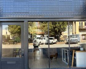 Bone and Broth store front