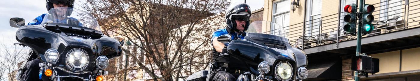 2 police officers on motorcycles