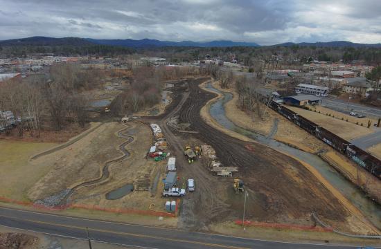 Lower Mud Creek, showing a serpentine stream.