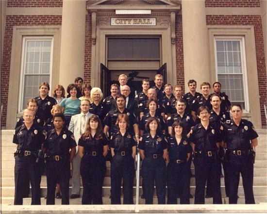 Hendersonville Police Department group photo from 1980