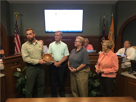 tree board members receiving award